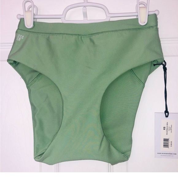 WeWoreWhat matching set (XS) - Picture 5 of 14